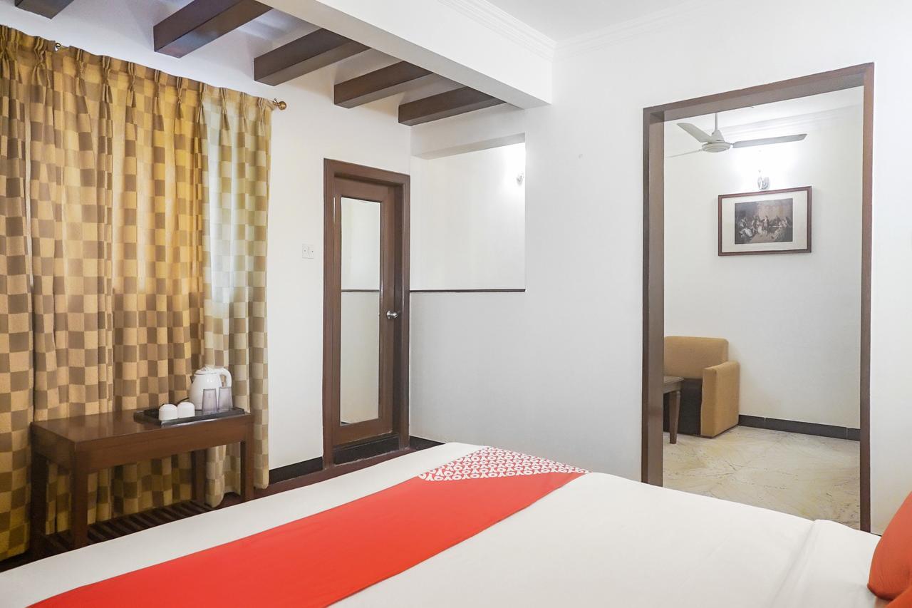 Oyo 5630 Beverly Hills 3* Pune