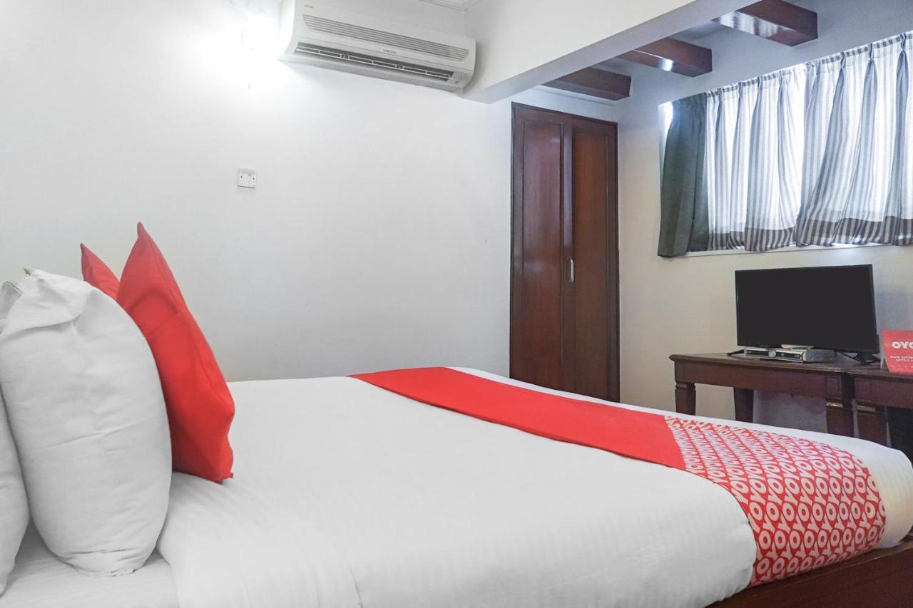 Oyo 5630 Beverly Hills Hotel Pune