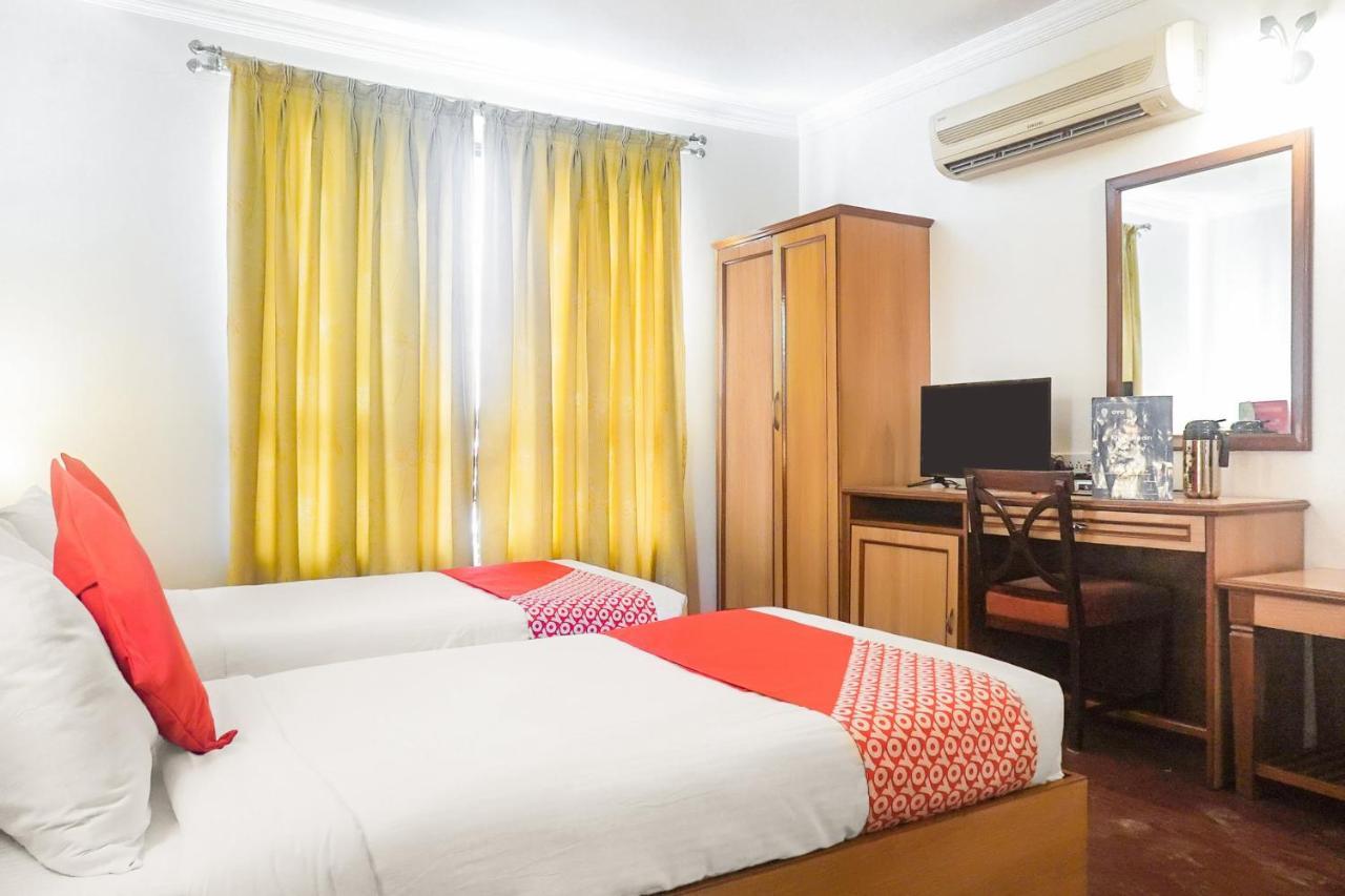 Oyo 5630 Beverly Hills 3* Pune